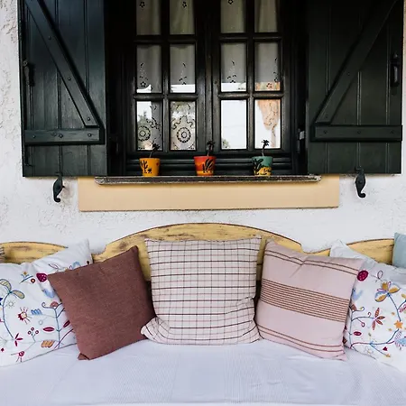 Ktima Zotos Luxury Exotic 2 أغريا