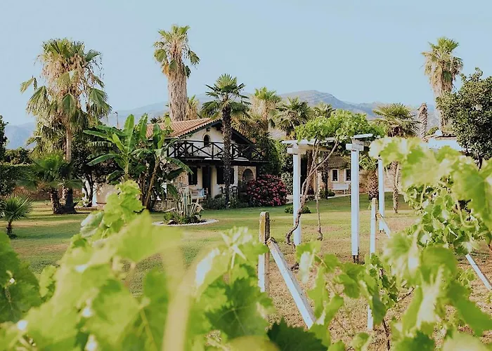 Ktima Zotos Luxury Exotic 2 Сasa de vacaciones Agriá